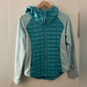 Brand New. North Face Puffer Sweatshirt. Full Zip Jacket. Size XS.